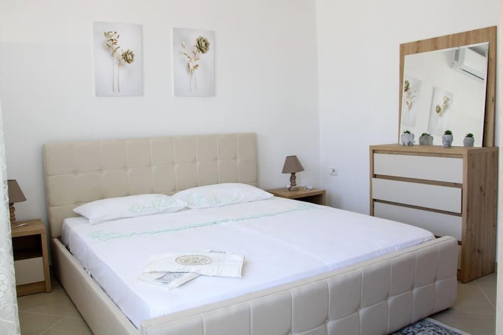 Penthouse 1-bedroom Open Layout Apartament *